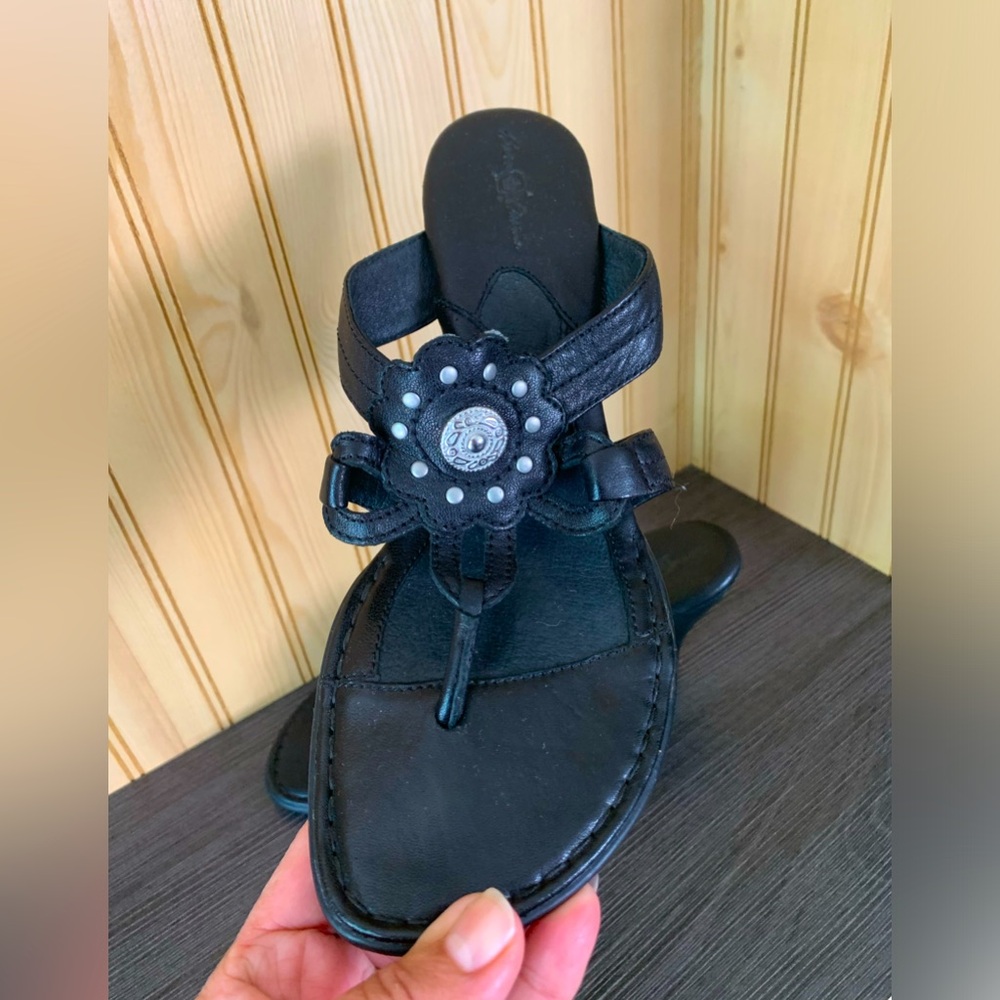 Born Boho Bohemian Sandals size 10
